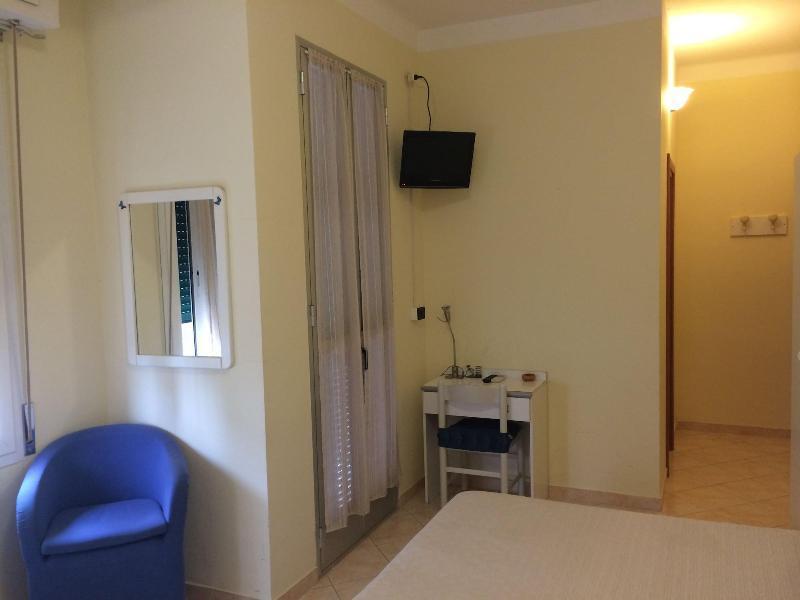 Hotel Lora Rda Luxury Bordighera Kültér fotó