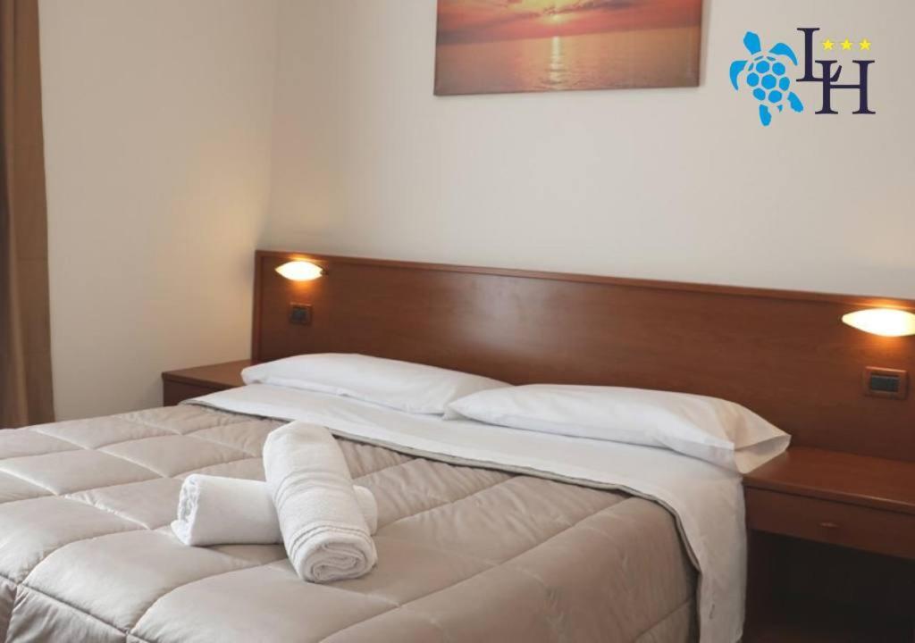 Hotel Lora Rda Luxury Bordighera Kültér fotó