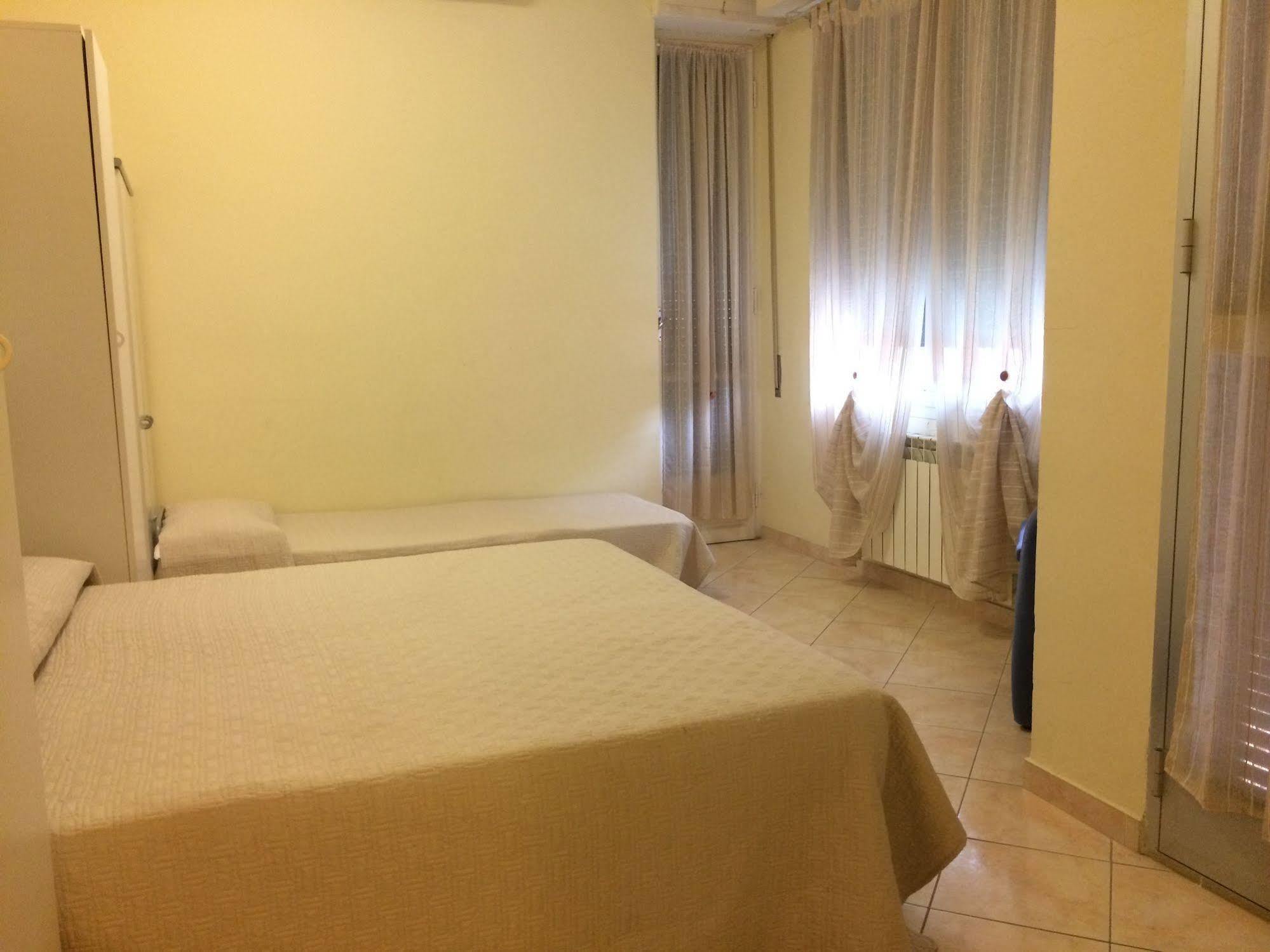 Hotel Lora Rda Luxury Bordighera Kültér fotó