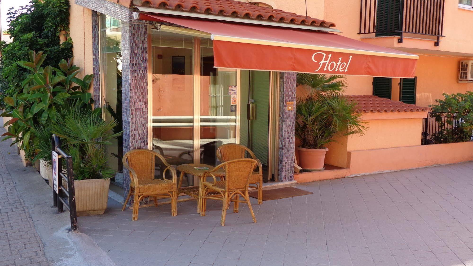Hotel Lora Rda Luxury Bordighera Kültér fotó